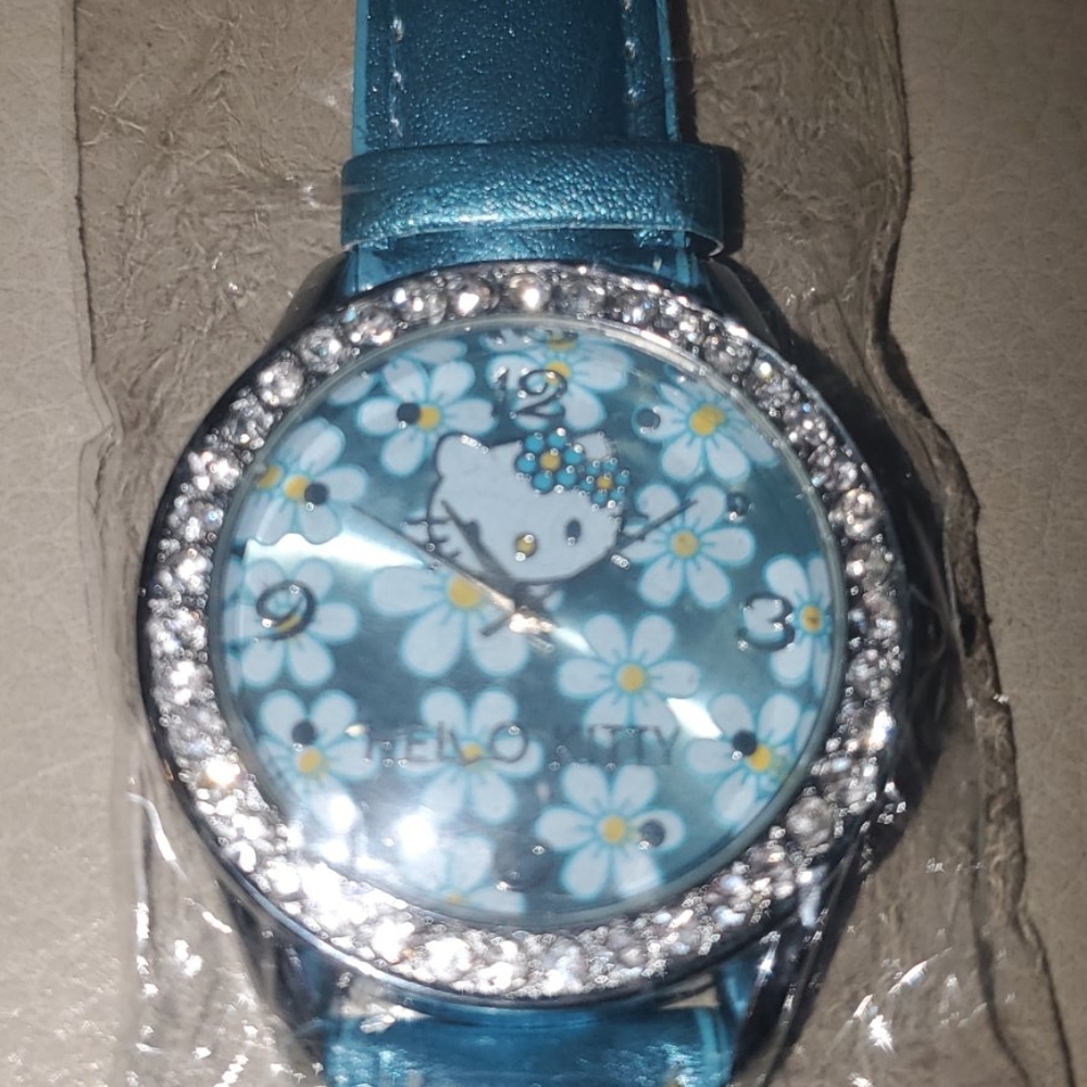 WATCH - Picture 8 of 14